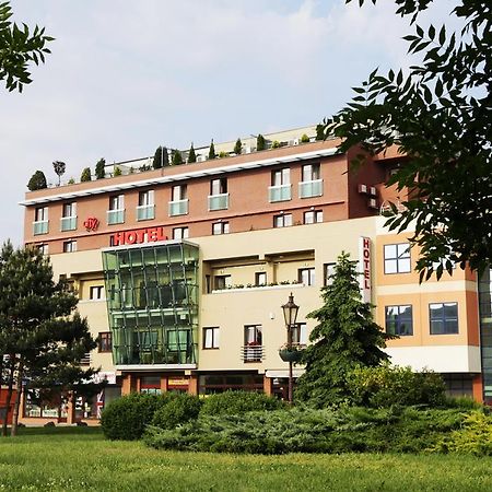 City Hotel Nitra With Free Parking Luaran gambar